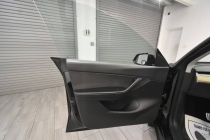 2021 Tesla Model Y Performance AWD 4dr Crossover - photothumb 15