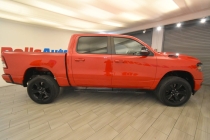 2022 RAM 1500 Big Horn 4x4 4dr Crew Cab 5.6 ft. SB Pickup - photothumb 5