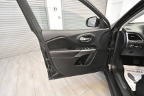 2019 Jeep Cherokee Limited 4x4 4dr SUV - photothumb 12