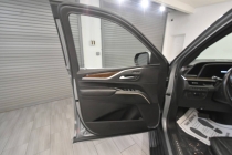 2023 Cadillac Escalade Sport Platinum 4x4 4dr SUV - photothumb 17