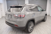 2022 Jeep Compass Limited 4x4 4dr SUV - photothumb 4