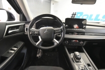 2023 Mitsubishi Outlander SE AWD 4dr SUV - photothumb 19