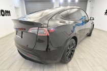 2023 Tesla Model Y Long Range AWD 4dr Crossover - photothumb 4