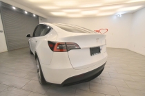 2021 Tesla Model Y Long Range AWD 4dr Crossover - photothumb 2