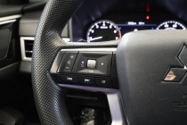 2024 Mitsubishi Outlander ES AWD 4dr SUV - photothumb 26
