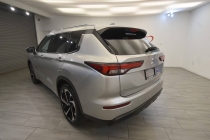 2022 Mitsubishi Outlander SEL AWD 4dr SUV - photothumb 2