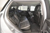 2024 GMC Terrain SLT AWD 4dr SUV - photothumb 17