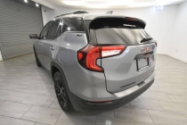 2024 GMC Terrain SLT AWD 4dr SUV - photothumb 2