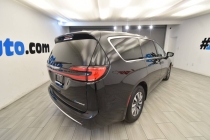 2024 Chrysler Pacifica Plug-In Hybrid Select 4dr Mini Van - photothumb 4