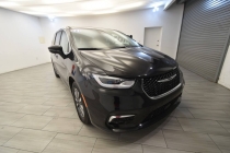 2024 Chrysler Pacifica Plug-In Hybrid Select 4dr Mini Van - photothumb 6