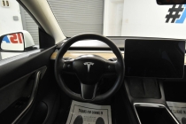 2022 Tesla Model Y Long Range AWD 4dr Crossover - photothumb 19