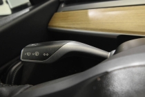 2022 Tesla Model Y Long Range AWD 4dr Crossover - photothumb 27