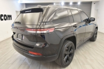 2023 Jeep Grand Cherokee Altitude 4x4 4dr SUV - photothumb 4