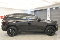 2023 Jeep Grand Cherokee Altitude 4x4 4dr SUV - photothumb 5