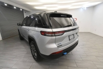 2023 Jeep Grand Cherokee Trailhawk 4xe 4x4 4dr SUV - photothumb 2