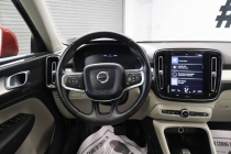 2019 Volvo XC40 T4 Momentum 4dr SUV - photothumb 19