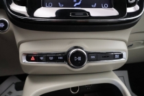 2019 Volvo XC40 T4 Momentum 4dr SUV - photothumb 21