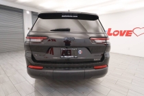 2023 Jeep Grand Cherokee L Limited 4x4 4dr SUV - photothumb 3