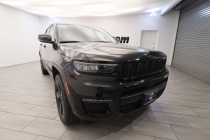 2023 Jeep Grand Cherokee L Limited 4x4 4dr SUV - photothumb 6