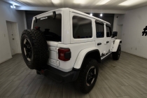 2018 Jeep Wrangler Unlimited Rubicon 4x4 4dr SUV (midyear release) - photothumb 4