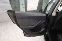 2023 Tesla Model Y Performance AWD 4dr Crossover - photothumb 13