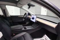 2022 Tesla Model Y Long Range AWD 4dr Crossover - photothumb 15