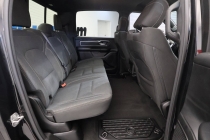 2022 RAM 1500 Big Horn 4x4 4dr Crew Cab 5.6 ft. SB Pickup - photothumb 17