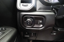 2022 RAM 1500 Big Horn 4x4 4dr Crew Cab 5.6 ft. SB Pickup - photothumb 28