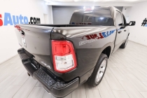 2022 RAM 1500 Big Horn 4x4 4dr Crew Cab 5.6 ft. SB Pickup - photothumb 4