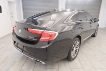 2017 Buick LaCrosse Essence 4dr Sedan - photothumb 4