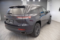 2024 Jeep Grand Cherokee Summit 4xe 4x4 4dr SUV - photothumb 4