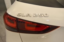 2021 Mercedes-Benz GLA GLA 250 4MATIC AWD 4dr SUV - photothumb 38