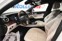 2017 Mercedes-Benz E-Class E 300 4MATIC AWD 4dr Sedan - photothumb 10