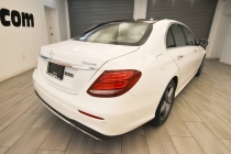 2017 Mercedes-Benz E-Class E 300 4MATIC AWD 4dr Sedan - photothumb 4
