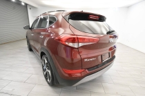 2017 Hyundai Tucson Limited AWD 4dr SUV - photothumb 2