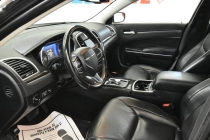 2018 Chrysler 300 Touring AWD 4dr Sedan - photothumb 10