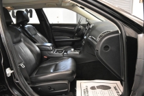 2018 Chrysler 300 Touring AWD 4dr Sedan - photothumb 16