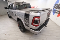 2022 RAM 1500 Limited 4x4 4dr Crew Cab 5.6 ft. SB Pickup - photothumb 2