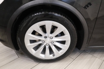 2017 Tesla Model X 75D AWD 4dr SUV - photothumb 9
