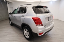 2019 Chevrolet Trax LT AWD 4dr Crossover - photothumb 2