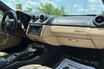 2014 Ferrari California Base 2dr Convertible - photothumb 15