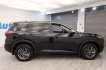 2023 Nissan Rogue S AWD 4dr Crossover - photothumb 5