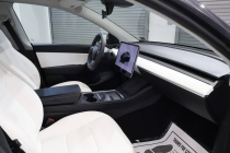 2022 Tesla Model Y Performance AWD 4dr Crossover - photothumb 15