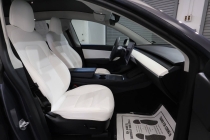 2022 Tesla Model Y Performance AWD 4dr Crossover - photothumb 16