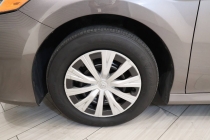 2023 Toyota Camry Hybrid LE 4dr Sedan - photothumb 9