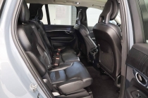 2020 Volvo XC90 T6 Momentum 6 Passenger AWD 4dr SUV - photothumb 18