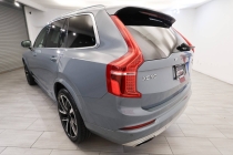 2020 Volvo XC90 T6 Momentum 6 Passenger AWD 4dr SUV - photothumb 2