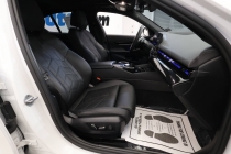 2025 BMW 5 Series 530i xDrive AWD 4dr Sedan - photothumb 16