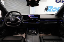 2025 BMW 5 Series 530i xDrive AWD 4dr Sedan - photothumb 18