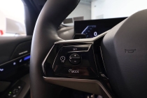 2025 BMW 5 Series 530i xDrive AWD 4dr Sedan - photothumb 27